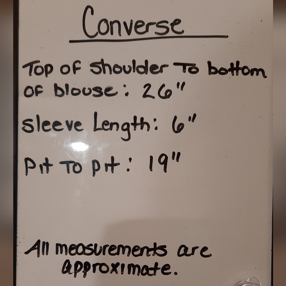 Converse One Star Blouse Womans Large Gray Floral Ruffle Button Down - Picture 12 of 12